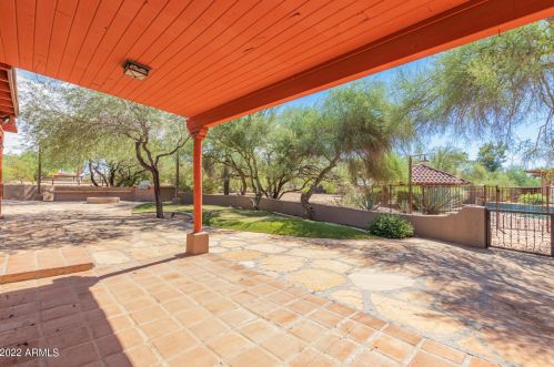 7839 Dixileta Dr, Scottsdale AZ exterior