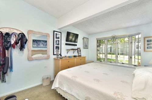 1601 Glenview Rd, Seal Beach CA  90740-4184 exterior