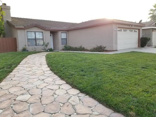 3924 Gatesville Ave, Modesto, CA 95357-1448