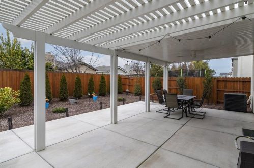 580 Gabriele Ct, Hollister CA  95023-3478 exterior