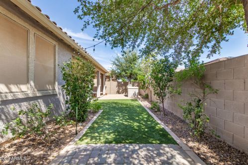 15875 Desert Hills Dr, Sun City AZ  85379-1008 exterior