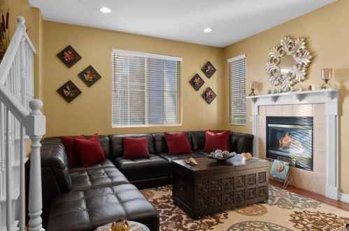 157 Kings Cyn, Irvine, CA 92606-1913