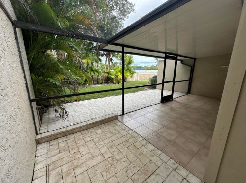 1659 Crossing Cir, Palm City FL  34990-2465 exterior