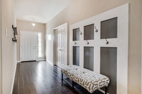 8613 Vista Royale Dr, Fort Worth TX  76108-7944 exterior