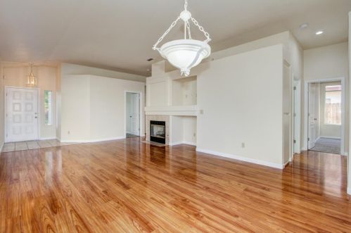 8635 Windsor Point Way, Elk Grove CA  95624-3431 exterior