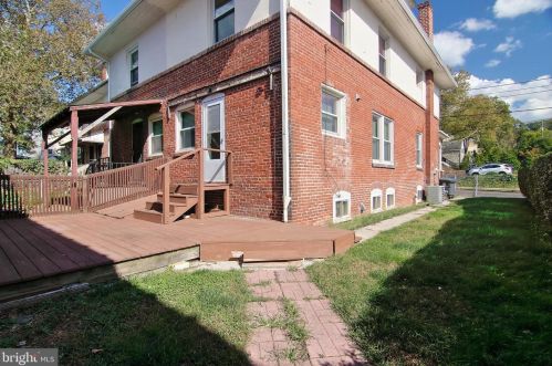 21 Adams St, Pottstown PA 19464-4102 exterior