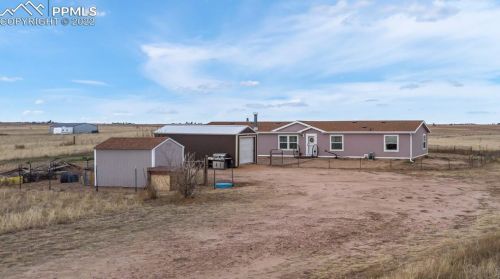 40750 Hoot Owl Rd, Ramah, CO 80832-9310