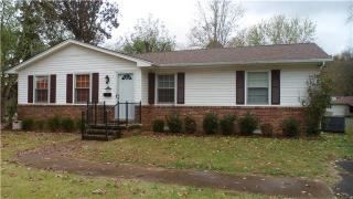 1607 Sundown Dr, Lawrenceburg, TN 38464-4332