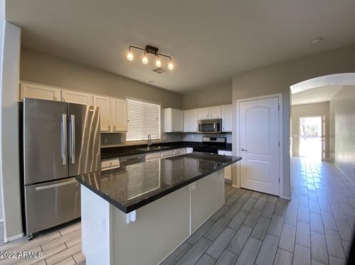 44248 Oster Dr, Maricopa, AZ 85138-8591