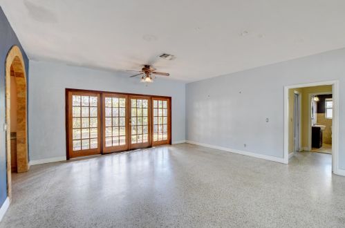 725 4 Ave, Delray Beach FL  33483-4528 exterior
