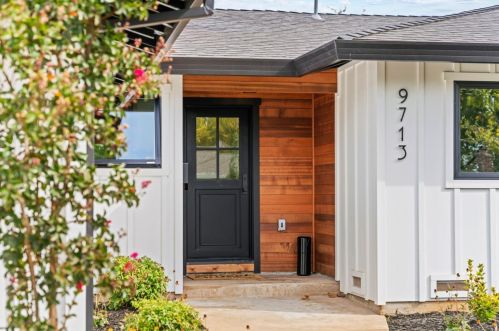 9713 Golden Dr, Citrus Heights, CA 95662-5726