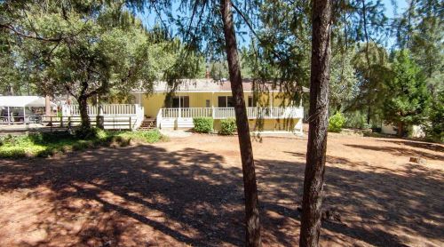 15737 Frenchtown Rd, Brownsville CA  95919-9717 exterior