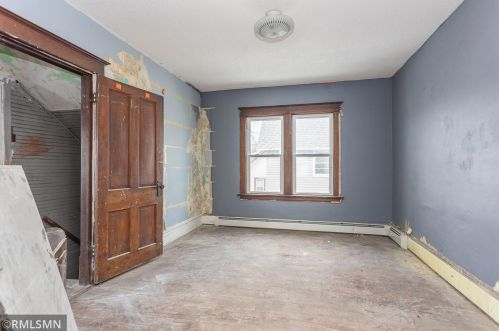 618 Pierce St, Minneapolis MN 55413-2528 exterior