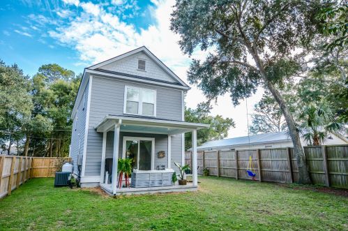 824 Toler Dr, Mount Pleasant SC  29464-4015 exterior