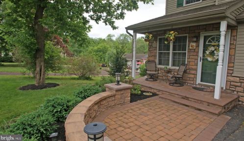 3544 Arcola Rd, Collegeville, PA 19426-3462