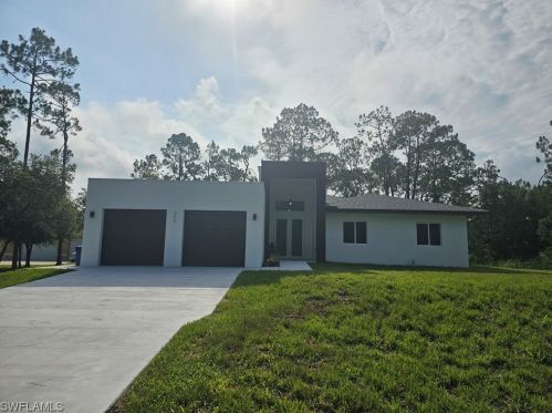 306 Jackson Ave, Lehigh Acres, FL 33936-1832