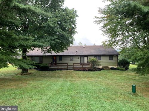 2204 Old Route 100, Dale, PA 19504-8828