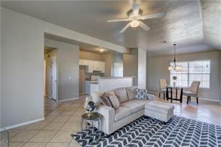965 Windermere Dr, Oklahoma City, OK 73160-1421
