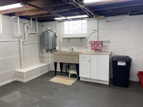 8 Levassor Ave, Covington KY 41014-1731 exterior