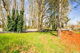 212 Arlene Ave, Salem, OR 97302-4939