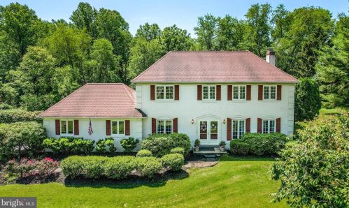 194 Sunset View Dr, Glen Mills, PA 19342-1274