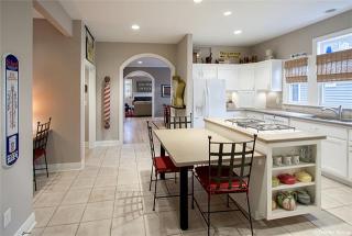 3731 Meadowbrook Ave, Nashville, TN 37205-2351