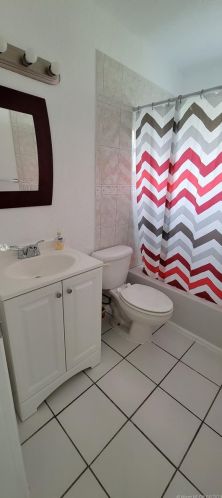 102 Alabama Rd, Lehigh Acres FL  33936-7105 exterior