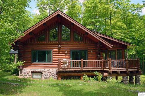 48100 Chapinwood Rd, Cable, WI 54821-3419
