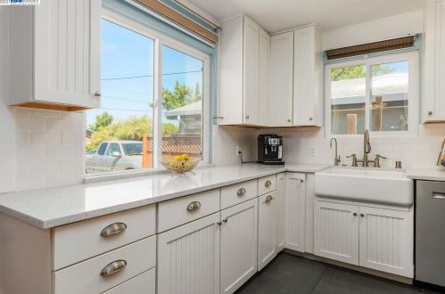 458 Rincon Ave, Livermore CA  94551-6521 exterior