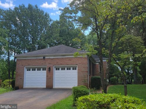 13501 Highland Farms Ct, Nokesville VA  20181-2811 exterior