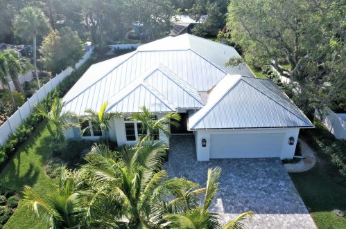 618 Indian Lilac Rd, Vero Beach, FL 32963-1455