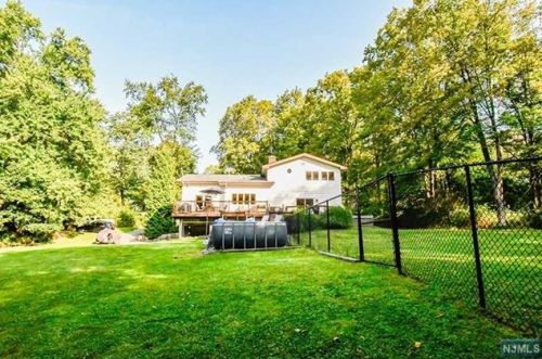 188 Andover Sparta Rd, Fredon, NJ 07860-9758