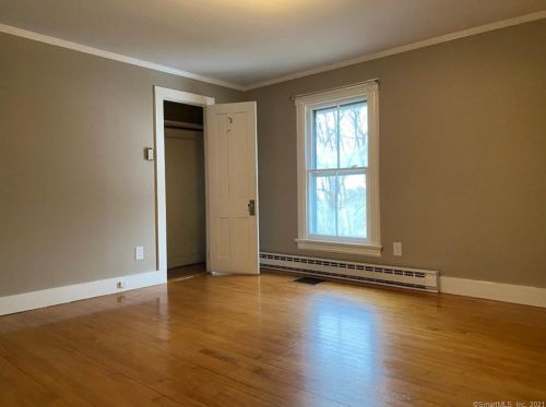 21 Amenia Rd, West Woods CT  06069-2242 exterior