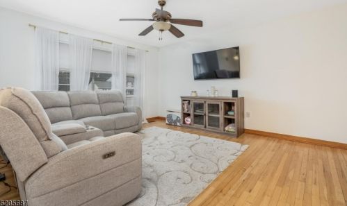 5 Mac Arthur St, High Bridge, NJ 08829-2409