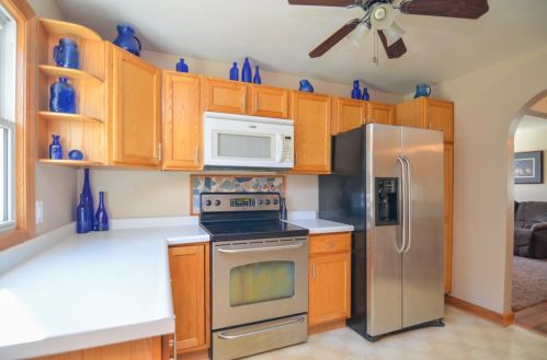 1663 Mason Way, Green Bay WI  54302-2721 exterior