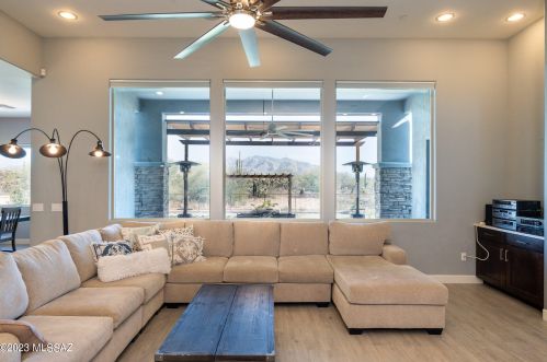 4358 Lambert Ln, Tucson AZ  85742-9084 exterior