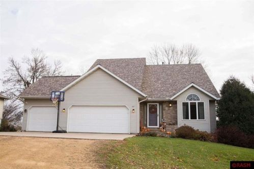501 6th Ave, Mapleton, MN 56065-9403