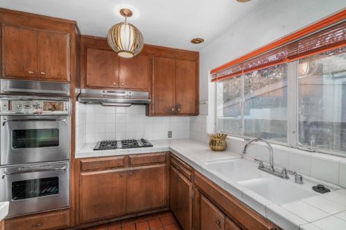 1311 Meadowlark Ave, San Jose CA  95128-1108 exterior