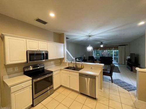 15723 Marcello Cir, Naples FL  34110-2834 exterior