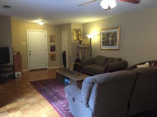 927 Eugene St, Baton Rouge LA  70806-5477 exterior