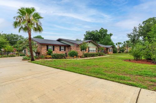 6225 Mello Ln, Lakeland, FL 33813-3728