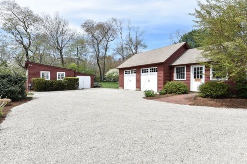 1463 Frenchtown Rd, Warwick RI  02818-1310 exterior