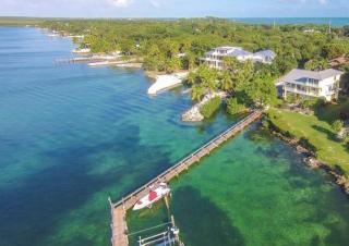 82762 Overseas Hwy, Plantation Key, FL 33036-3601