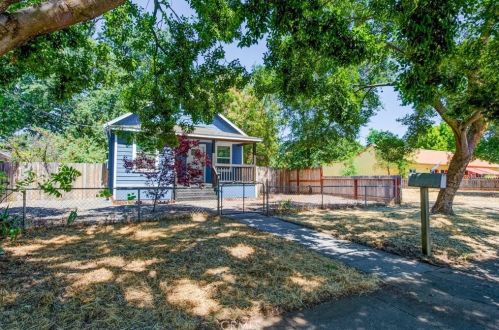 1427 Chestnut St, Chico, CA 95928-6535