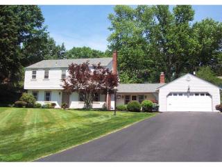 1612 Tier Dr, Pittsburgh, PA 15241-2633