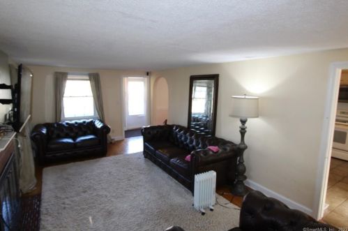 117 Forest St, Hartford CT  06118-2313 exterior