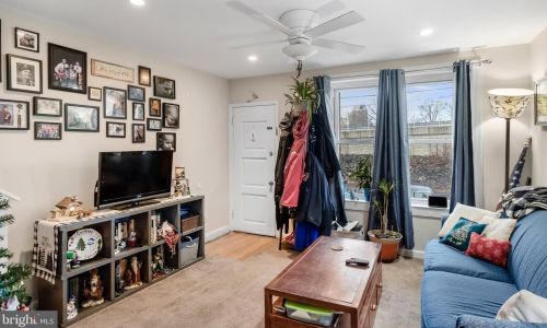 1 Atlantic Ave, Camden NJ  08106-1469 exterior