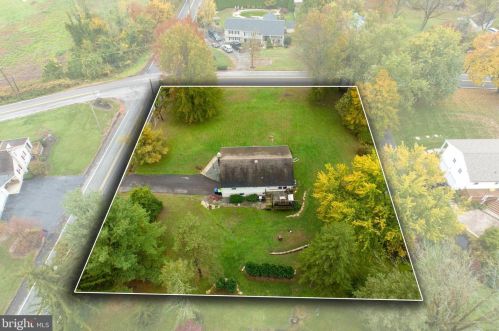 295 Maugers Mill Rd, Pottstown, PA 19464-1562