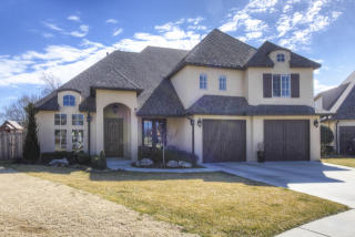 9483 106th Pl, Tulsa, OK 74133-6439