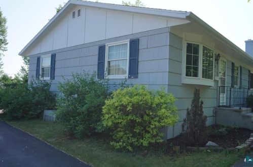 27 Nelson Dr, Silver Bay MN  55614-1110 exterior